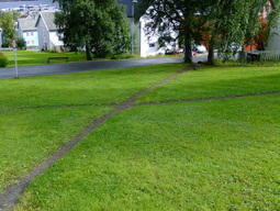 Desire paths in Tromsø